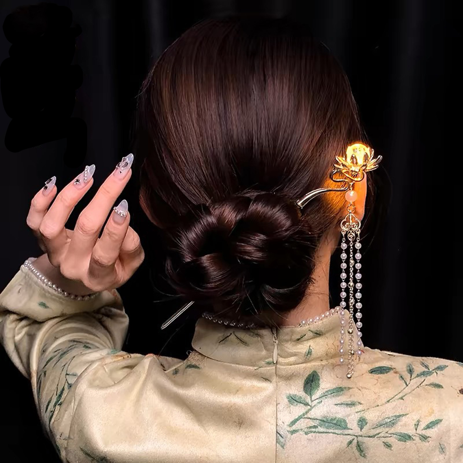 Grampo de Cabelo Luminoso com  - Hanbok Hair Pin avaliação e preço