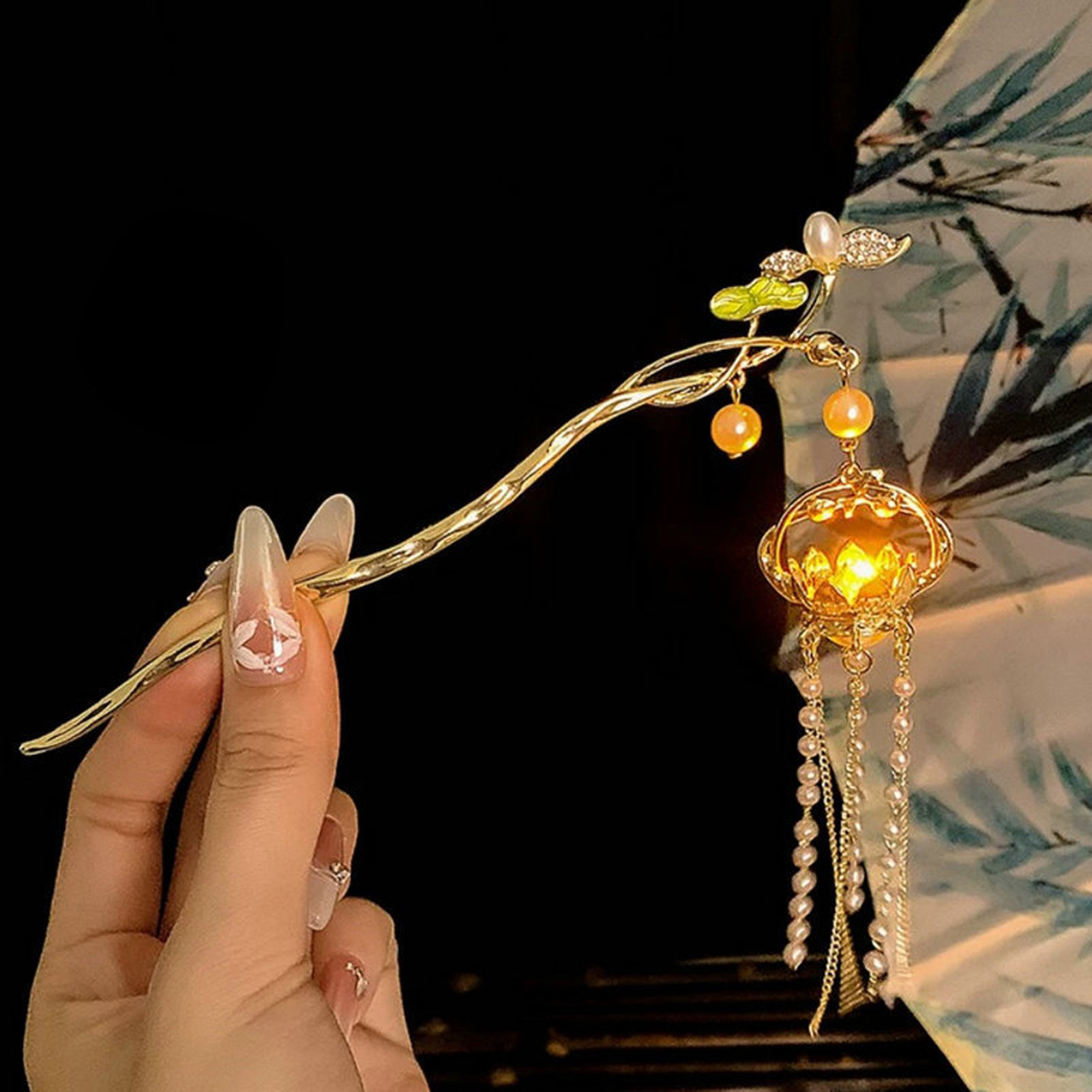 Grampo de Cabelo Luminoso com  - Hanbok Hair Pin avaliação e preço